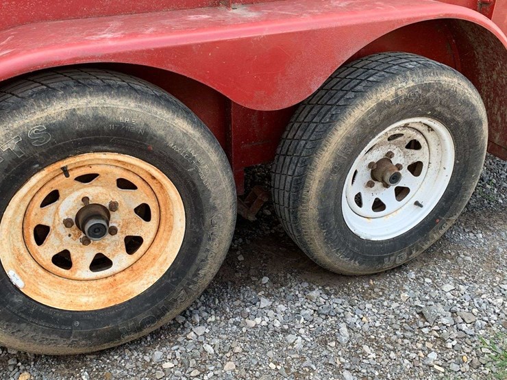 1993-circle-m-supreme-stock-trailer-image-13