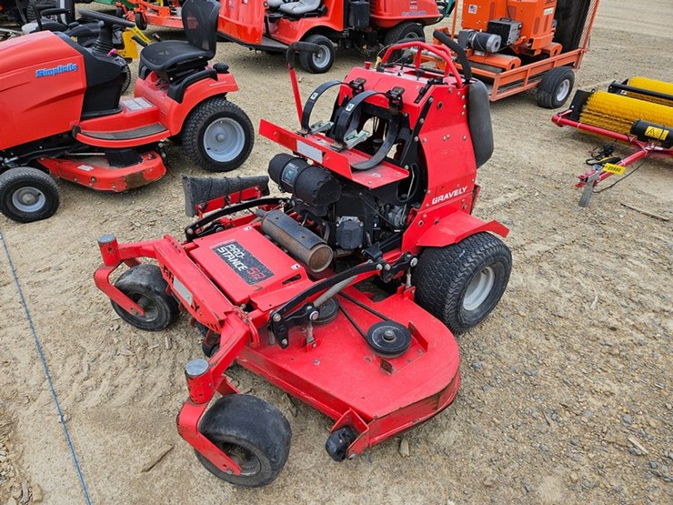 gravely-prostance-52-image-1