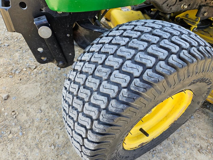 john-deere-x475-image-10