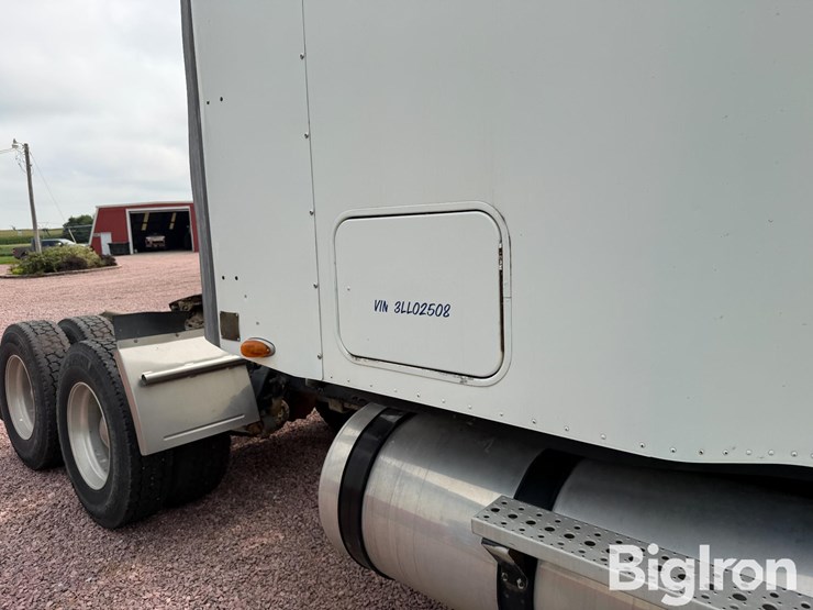 2003-freightliner-columbia-t/a-truck-tractor-image-9