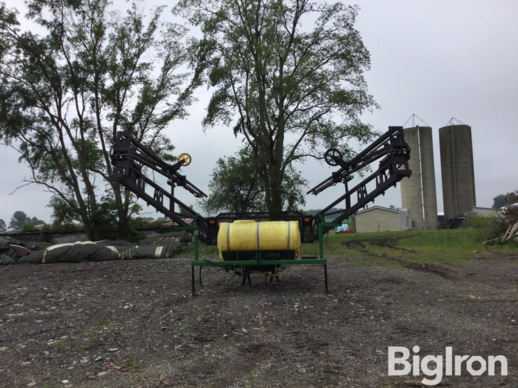 2013-sprayer-specialties-3pt500-4505800-sprayer-w/-90'-booms-image-2