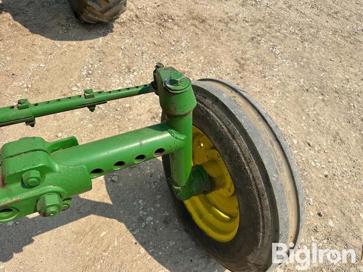 1970-john-deere-2520-image-18