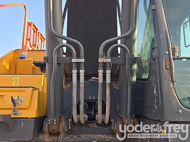 2020-volvo-ec300el-image-27