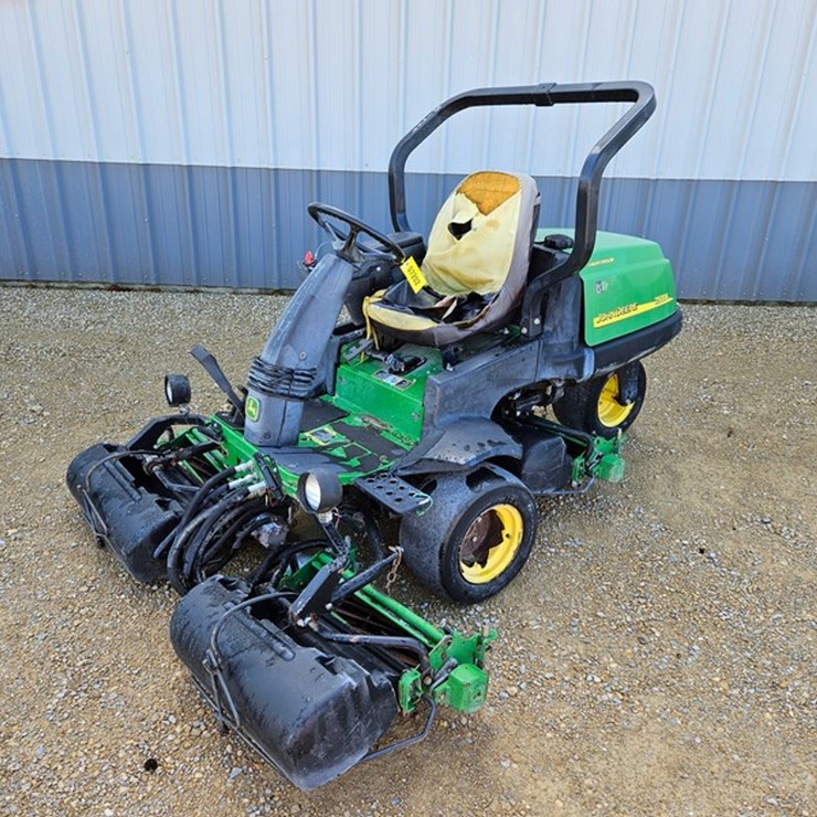 JOHN DEERE 2500A