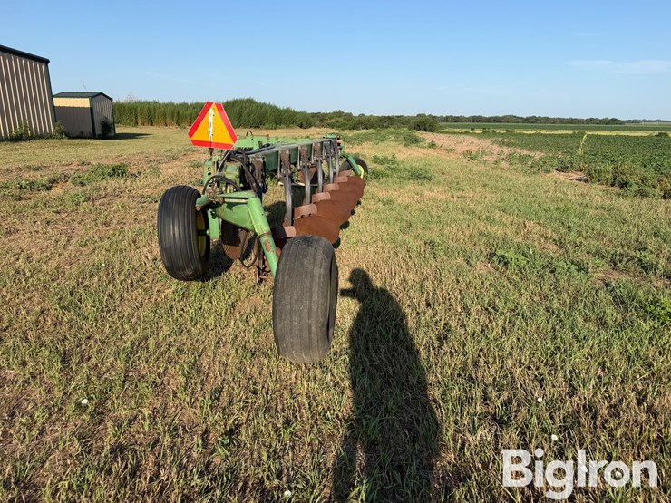 john-deere-2800-image-6