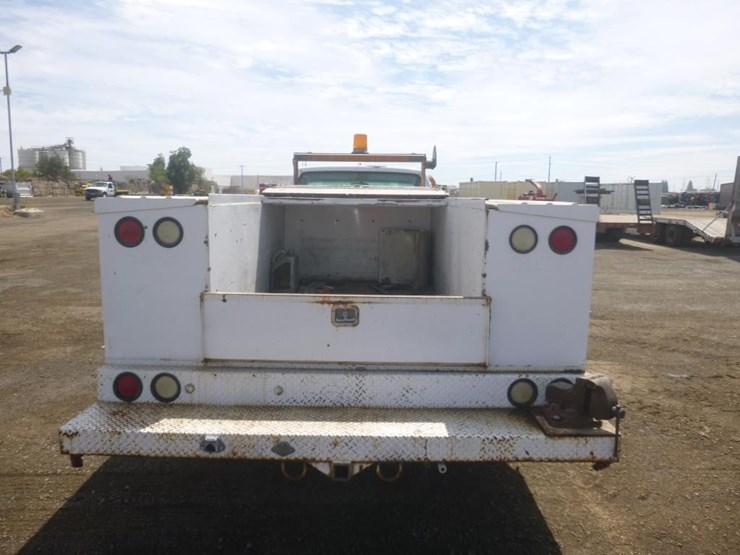 1999-gmc-3500-image-6