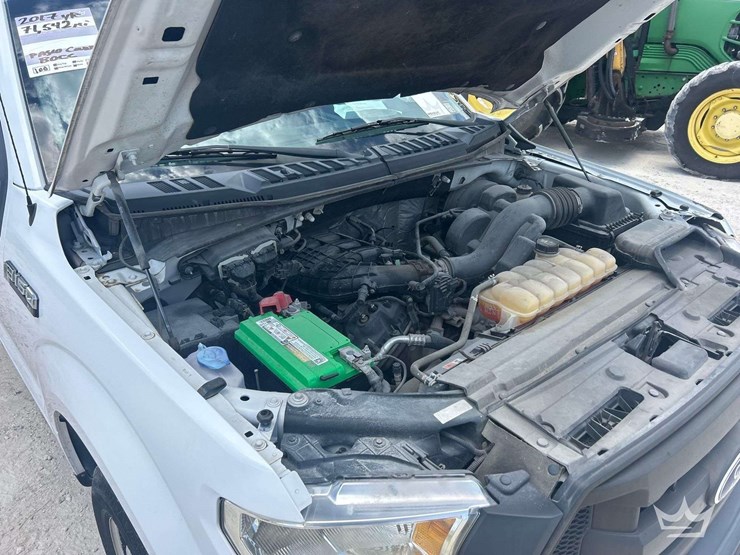 2017-ford-f150-image-8