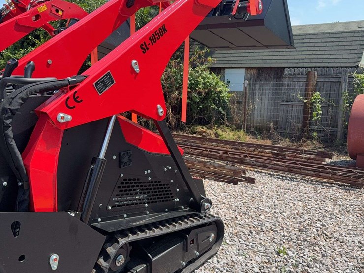 unused-sdl-skid-steer-loader-model-sl-1050k-image-4