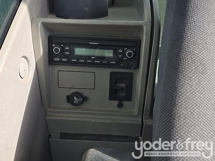 2019-volvo-ec300el-image-76