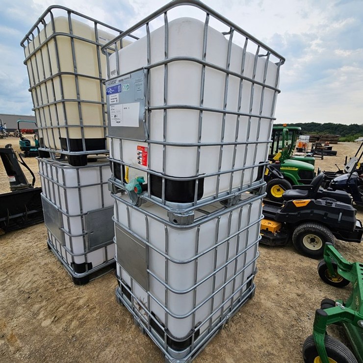 #6906 • 275 Gallon Food Grade Totes