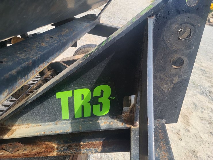 tr3-rake-arena-drag-w/poly-tank-image-14