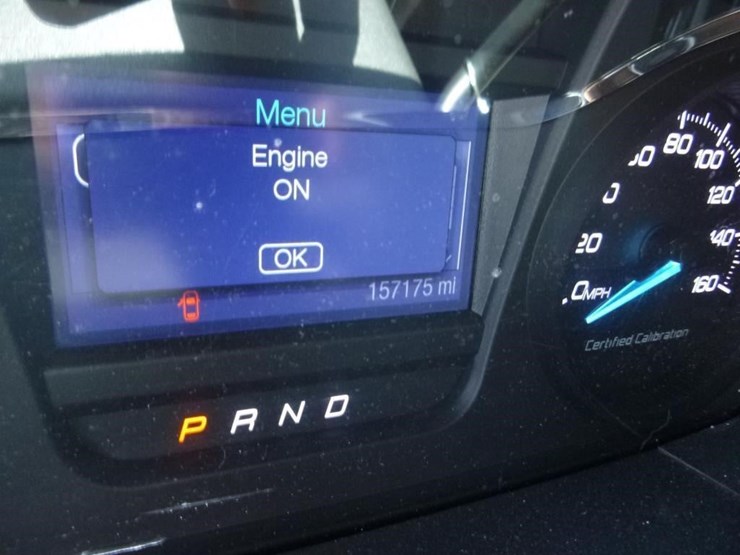 2015-ford-taurus-sedan-image-15