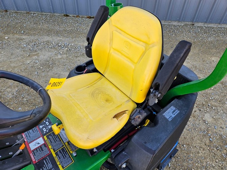 2015-john-deere-2653b-image-23
