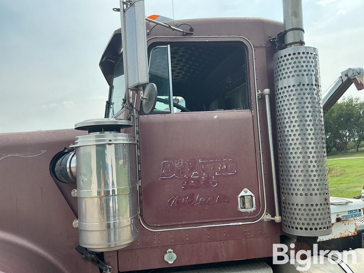 1989-kenworth-w900-image-10