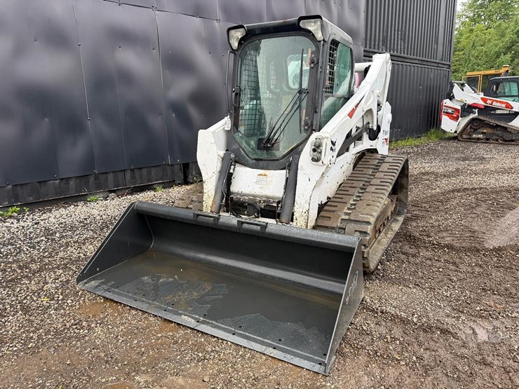 2023-bobcat-t770-image-8