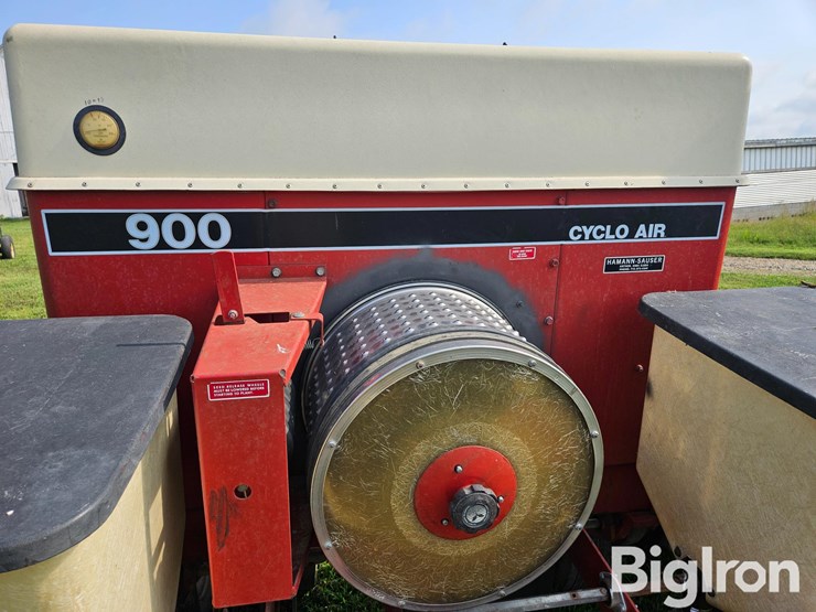case-ih-900-image-17