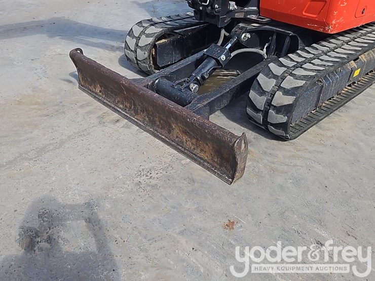 2023-kubota-kx033-4-image-22