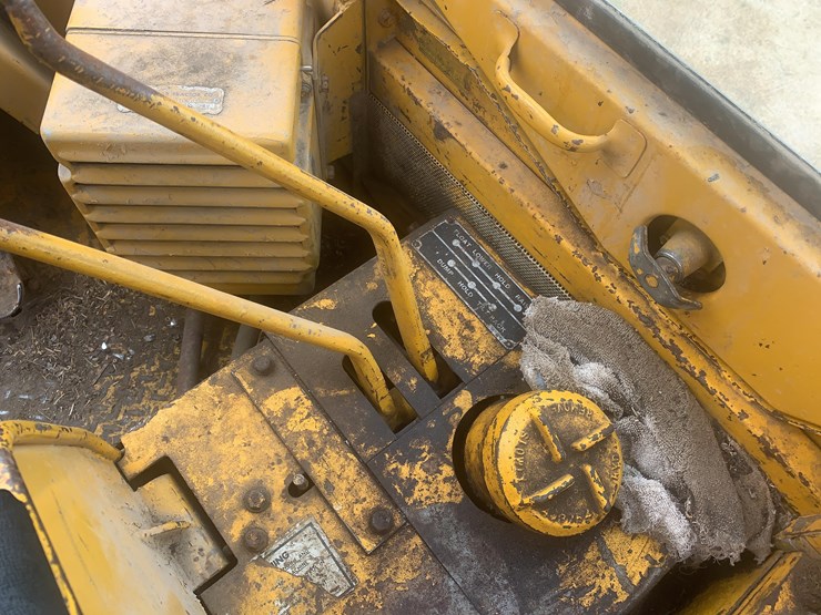 1973-caterpillar-950-image-24