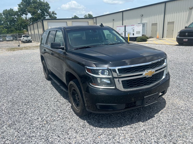 chevrolet-tahoe-image-3