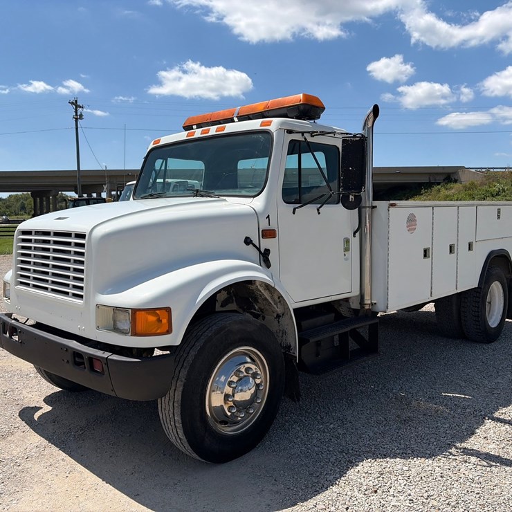 1991 INTERNATIONAL 4900