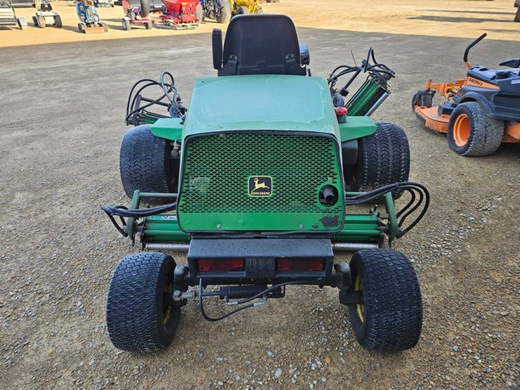john-deere-3215a-image-4