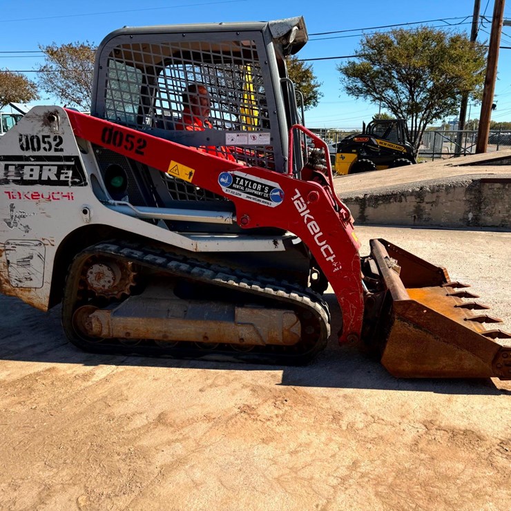 2020 TAKEUCHI TL8R2