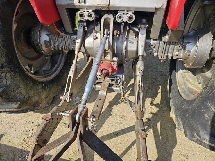 massey-ferguson-1080-image-5