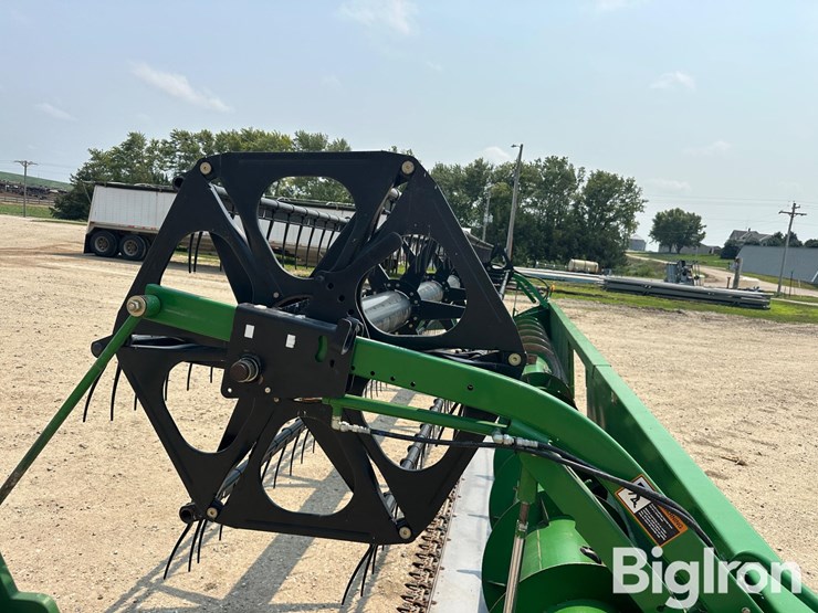 john-deere-630f-image-12