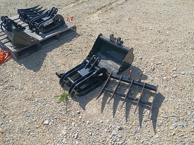 #26115-•-mini-excavator-attachment-set-image-5