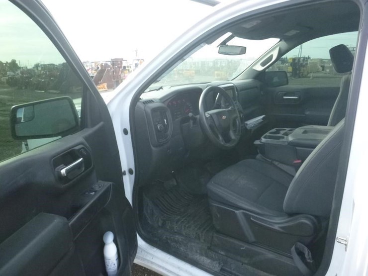 2019-chevrolet-1500-image-5