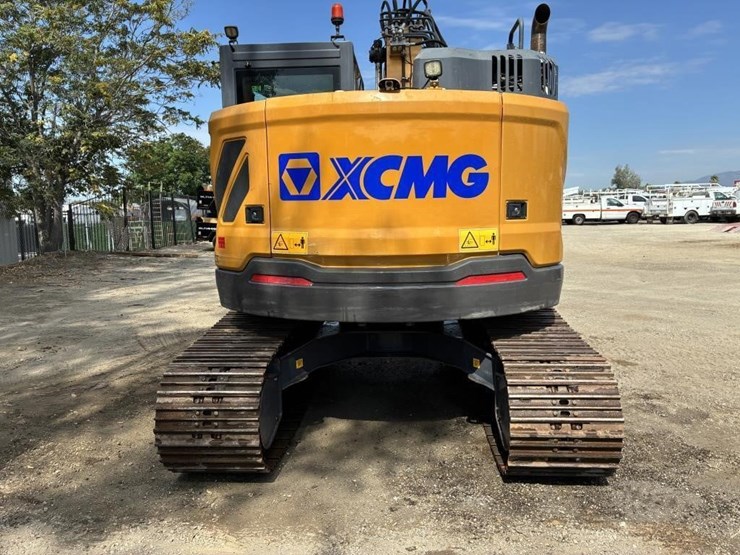 2023-xcmg-xe155ucr-hydraulic-excavator-image-15