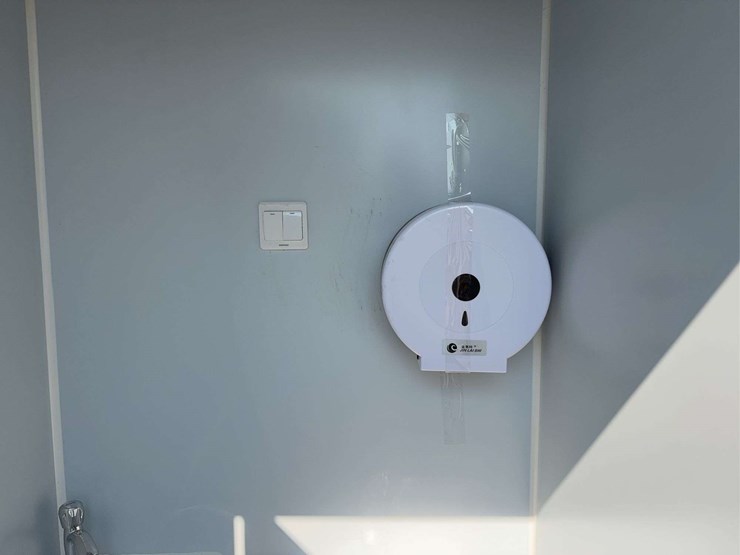 mobile-toilets-image-8