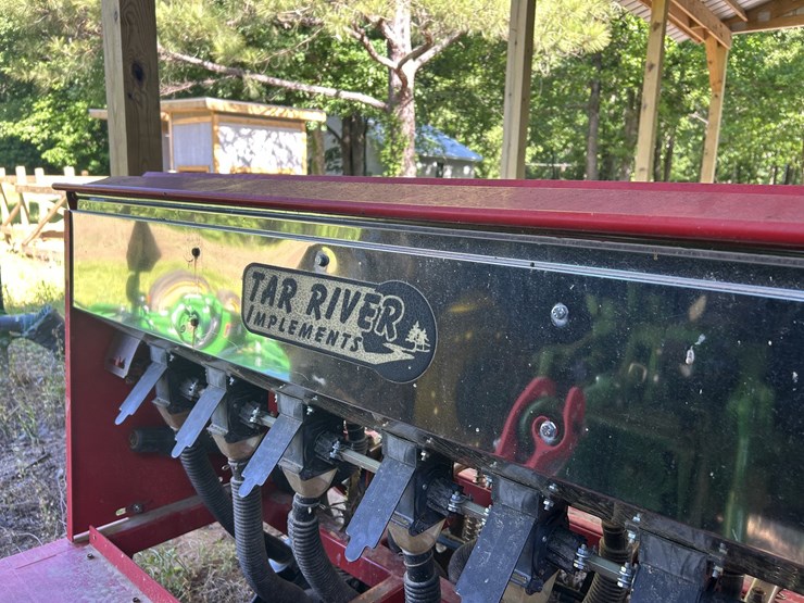 tarr-river-5'-grain-drill-image-4