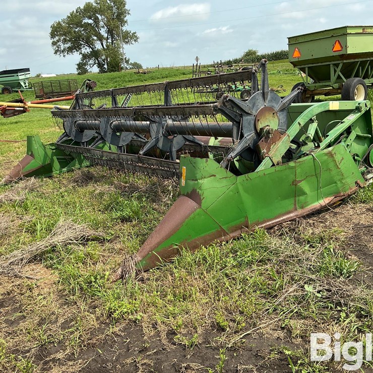 JOHN DEERE 216F