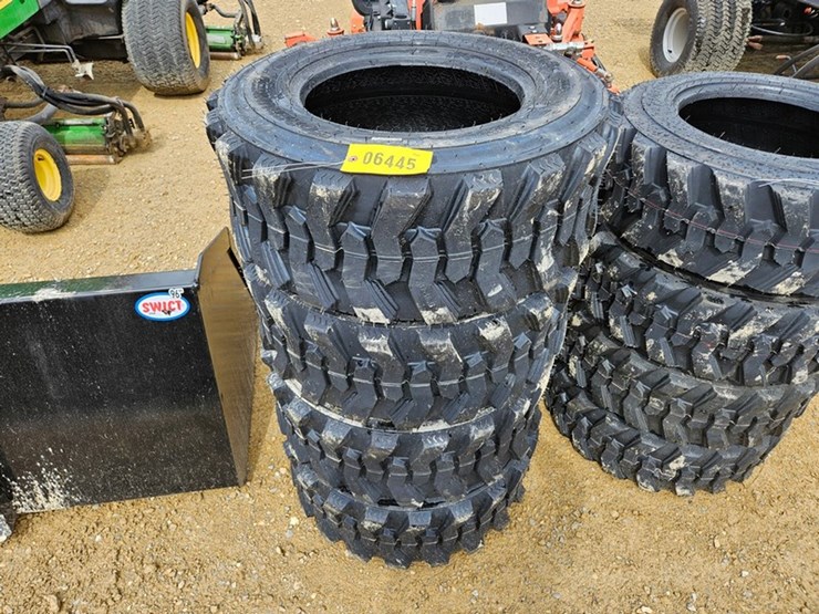 #230-•-4---forerunner-12-16.5-nhs-tires-image-1