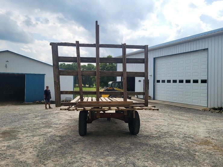 hay-wagon-w/running-gear-image-4