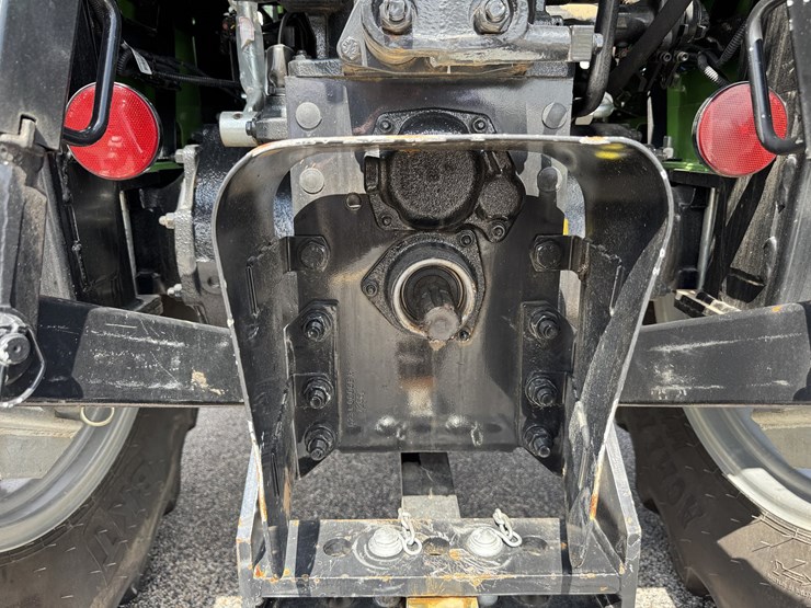 2025-duetz-fahr-4065-image-20
