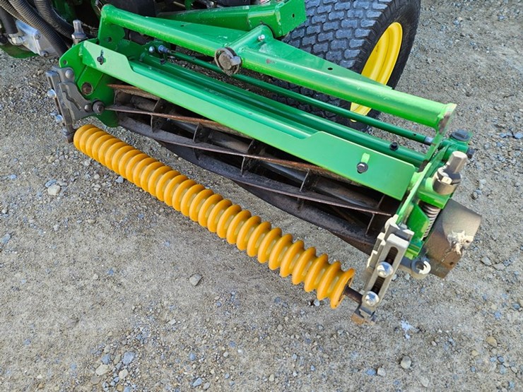 2015-john-deere-2653b-image-10