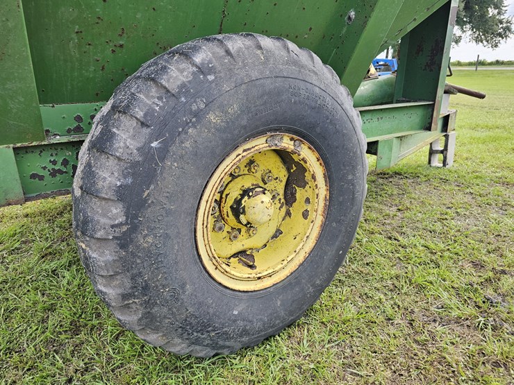 john-deere-1210-image-6
