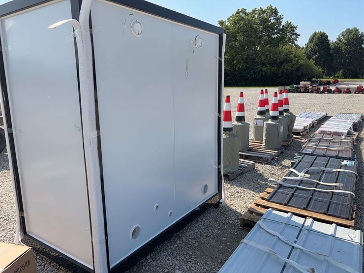 mobile-toilets-image-3