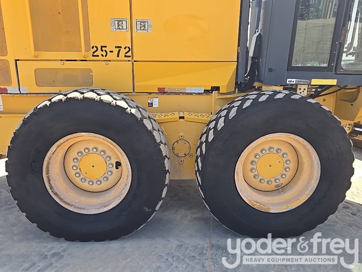 2012-deere-670gp-image-12