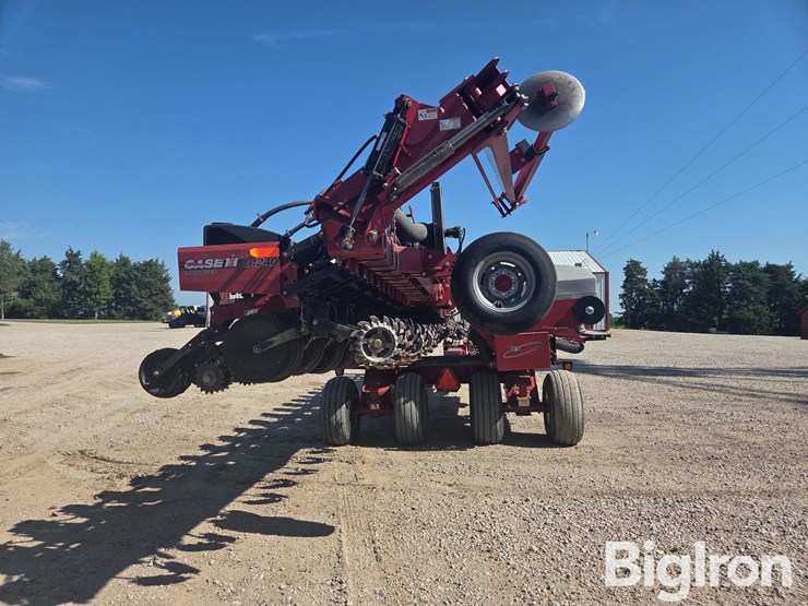 case-ih-1240-image-6