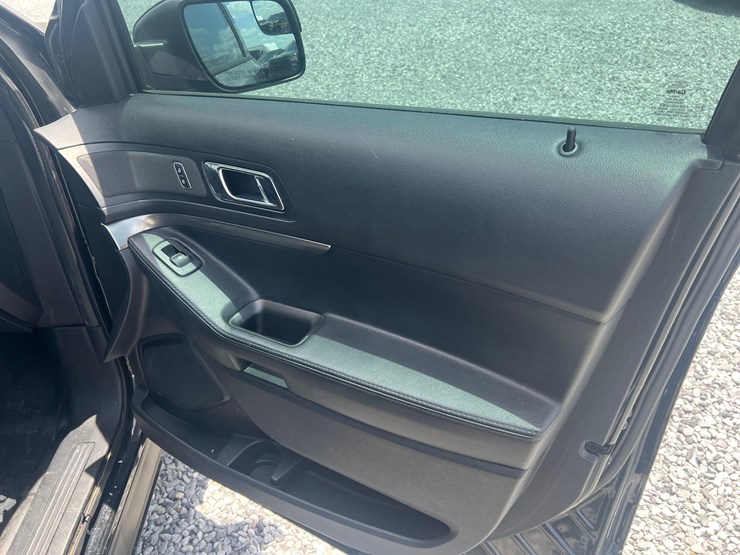 ford-explorer-image-35