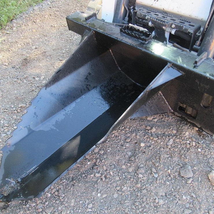 Wildcat Skid Steer Stump Bucket
