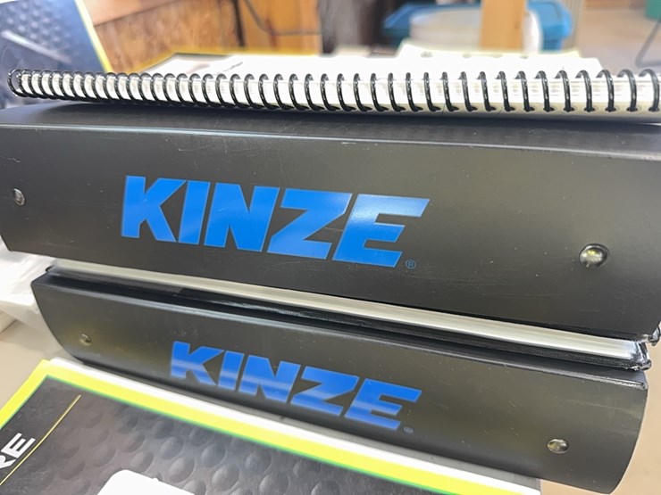 2023-kinze-3605-image-22