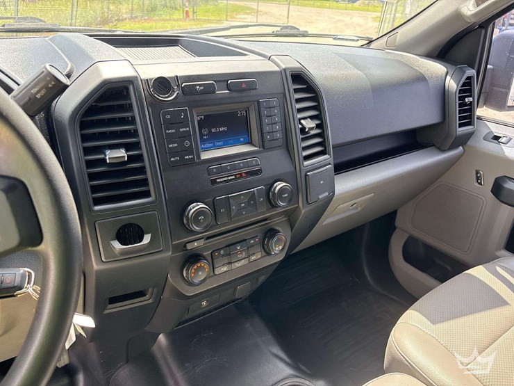 2015-ford-f150-image-16