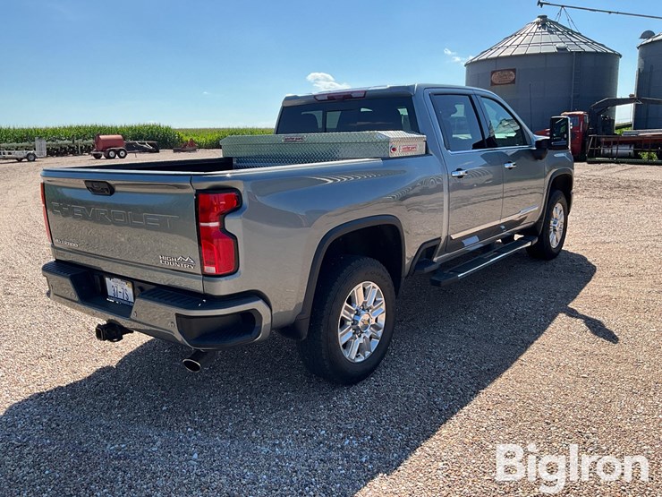 2024-chevrolet-2500-image-5