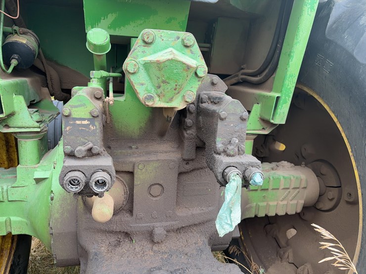 1974-john-deere-4630-image-14