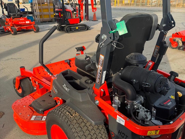 2024-kubota-z726x-image-1