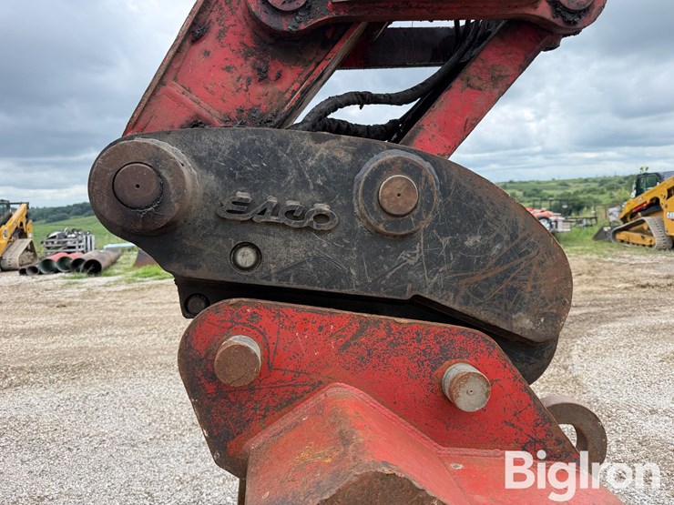 2019-link-belt-245x4lc-excavator-image-19